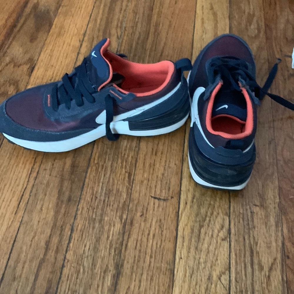Boys waffle Nike size 2.5